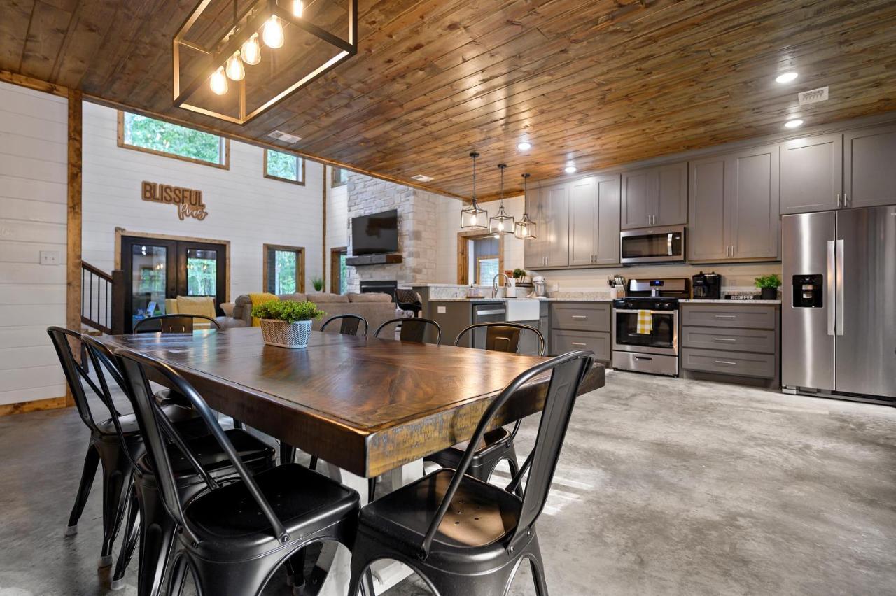 Blissful Pines Villa Broken Bow Exterior foto